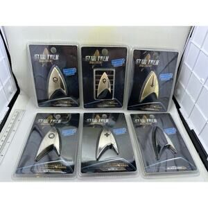 6 Star Trek Discovery QMX Magnetic Insignia ComBadge Com Badges Command Black